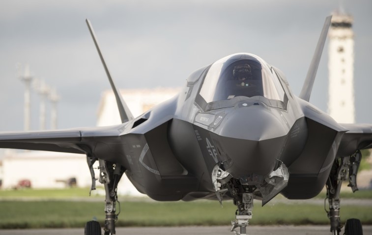 F-35, l’avion à 1 700 milliards de dollars !!