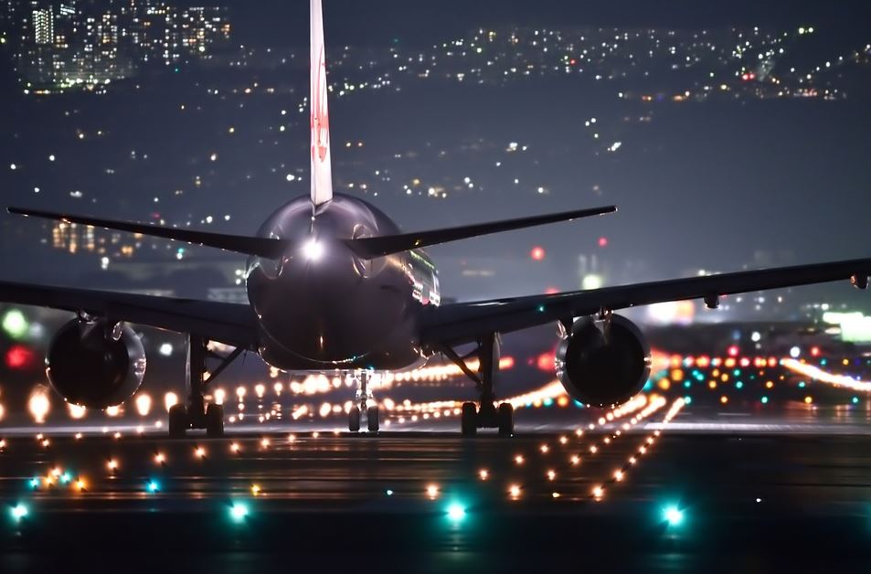 Prendre l’avion pour de faux pour se rappeler « laviedavant »