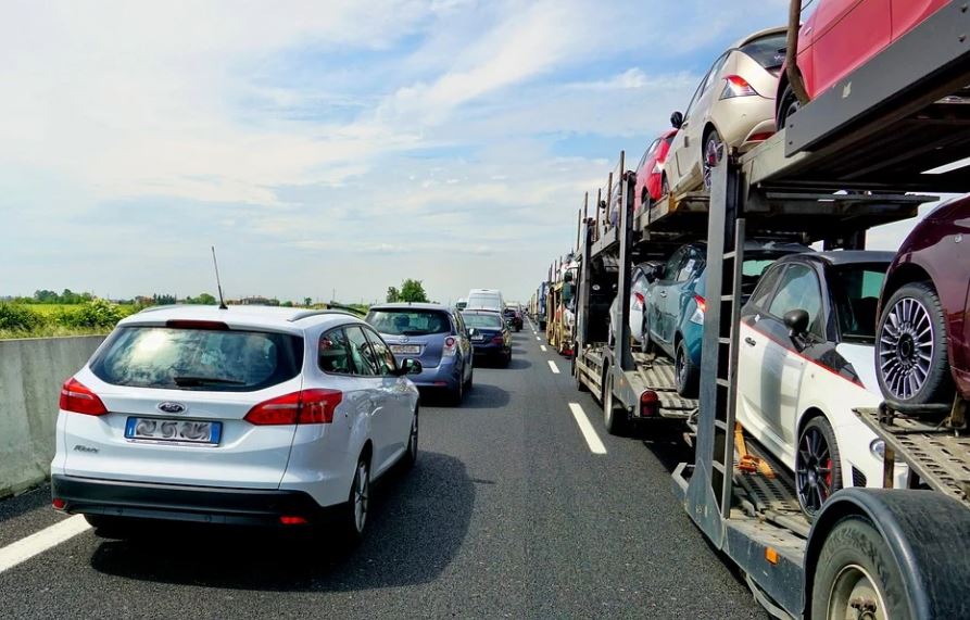 Bouchons à Paris. Comme un air de retour au monde d’avant !