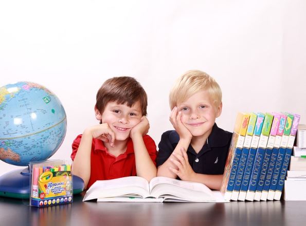 Etudes supérieures. Suppression des « mémoires » car les étudiants les font faire par l’IA !