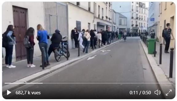 La tristesse de voir la misère de nos enfants de France.