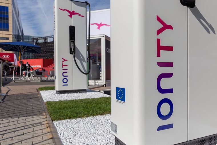 ionity borne rechargement électrique