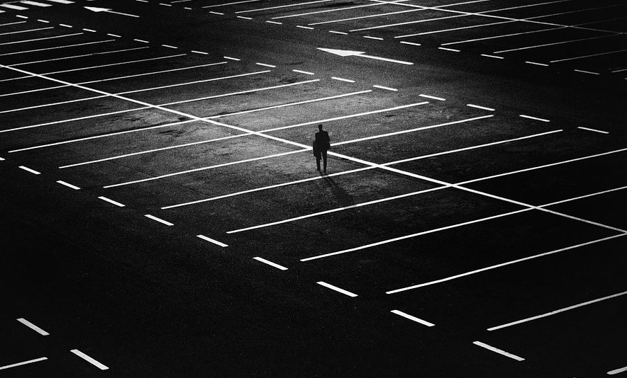 Pourquoi acheter un parking est un mauvais placement ? La preuve par l’exemple.