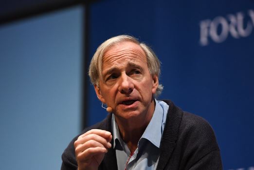 « Début de crise de la dette pour les Etats-Unis pour Ray Dalio ! ». L’édito de Charles SANNAT